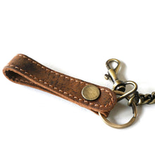 Laden Sie das Bild in den Galerie-Viewer, Naturleder Geldbörse BIKER mit Kette - Langformat, Volllederausstattung , Vintage-Look