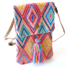 Laden Sie das Bild in den Galerie-Viewer, Handy Tasche MANDOLINE - Ethno-Look mit Quaste, 100 % vegan