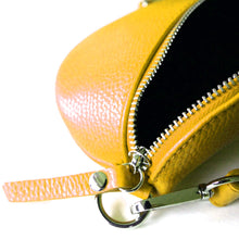 Laden Sie das Bild in den Galerie-Viewer, Sling Bag MILANO - in Knallfarben