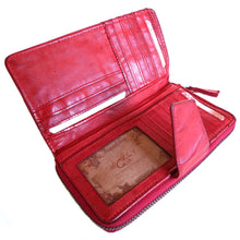 Laden Sie das Bild in den Galerie-Viewer, Reißverschluss Geldbörse PUKALANI - cherry rot, 15 Kartenfächer, 1 tiefes Scheinfach, zweigeteiltes Münzfach, USED-OPTIK, Echtleder