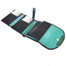 Laden Sie das Bild in den Galerie-Viewer, Geldbörse ALPE 41 - hochkant, 12 genähte Kartenfächer, 2 Scheinfächer, doppelter Druckknopfverschluss, Echtleder