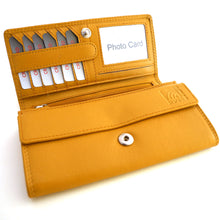 Laden Sie das Bild in den Galerie-Viewer, Geldbörse SAHARA - goldgelb, 9 Kartenfächer mit RFID-Schutz, 3 Scheinfächer