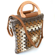 Laden Sie das Bild in den Galerie-Viewer, Handtasche LA GOMERA - Basttasche, Vegan, Holzhenkel und Trageriemen