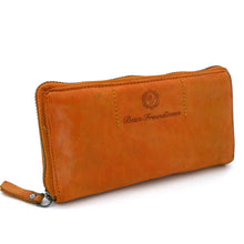 Laden Sie das Bild in den Galerie-Viewer, Reißverschluss Geldbörse CLIFTON - 12 Kartenfächer, 3 Scheinfächer, USED-OPTIK, Echtleder, RFID-Schutz