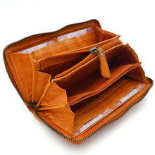 Laden Sie das Bild in den Galerie-Viewer, Reißverschluss Geldbörse CLIFTON - 12 Kartenfächer, 3 Scheinfächer, USED-OPTIK, Echtleder, RFID-Schutz