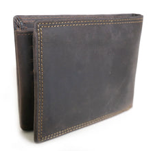 Laden Sie das Bild in den Galerie-Viewer, Naturleder Geldbörse TRAKTOR - Querformat, braun, 11 Kartenfächer mit RFID Schutz, 2 Scheinfächer
