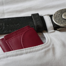 Laden Sie das Bild in den Galerie-Viewer, Mini Wickel Portemonnaies in rotem Leder mit zwei Kartenfaecher und einem Scheinfach online kaufen