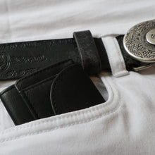 Laden Sie das Bild in den Galerie-Viewer, Mini Wickel Portemonnaies in schwarzem Leder mit zwei Kartenfaecher und einem Scheinfach online kaufen