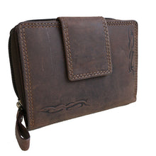 Laden Sie das Bild in den Galerie-Viewer, geldbeutel naturleder braun mit reissverschluss und tribal tattoo