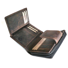 Laden Sie das Bild in den Galerie-Viewer, geldbeutel naturleder braun mit reissverschluss und tribal tattoo