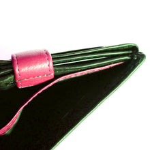 Laden Sie das Bild in den Galerie-Viewer, Geldbörse SMOOTH - hochkant, 11 genähte Kartenfächer, 2 Scheinfächer, doppelter Druckknopfverschluss