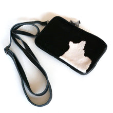 Laden Sie das Bild in den Galerie-Viewer, Handy Umhaengetasche COW - Fellimitat - Echtleder mit verstellbarem Lederriemen