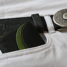 Laden Sie das Bild in den Galerie-Viewer, Geldboerse mini Leder schwarz gruen