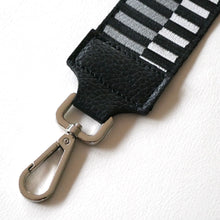 Laden Sie das Bild in den Galerie-Viewer, Guitar Strap FREEDOM - Wechsel Schulterriemen für modische Handtaschen