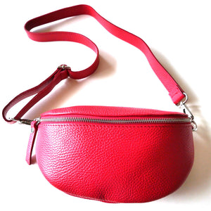 moderne Bauchtasche in rot - Sling Bag - Guerteltasche - Made in Italy